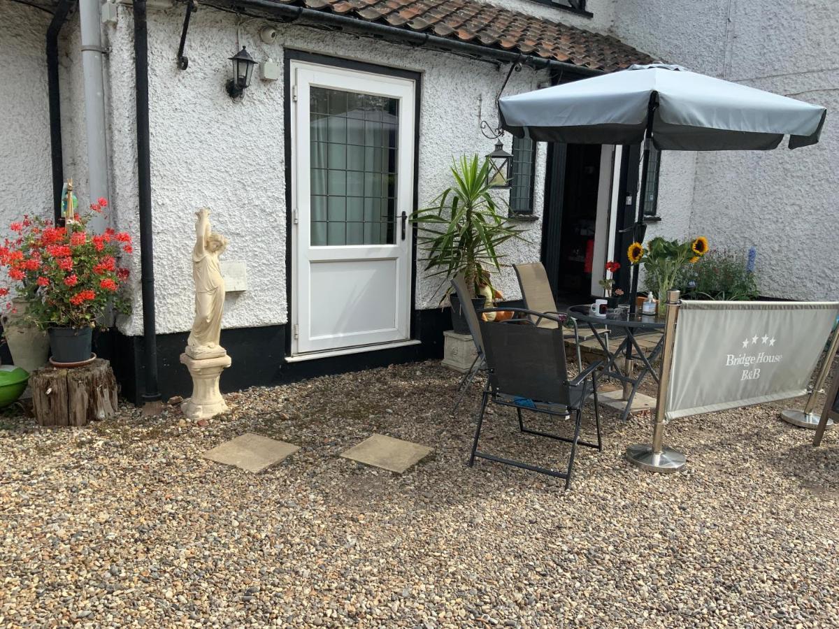 The Bridge Guest House Coltishall Εξωτερικό φωτογραφία